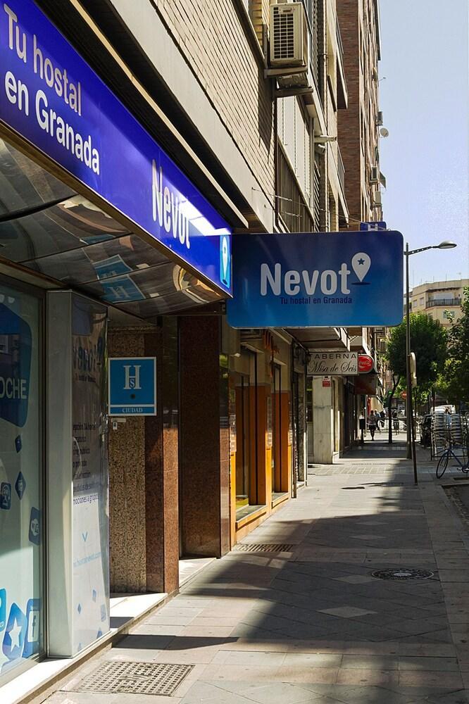 Hostal Nevot 그라나다 외부 사진