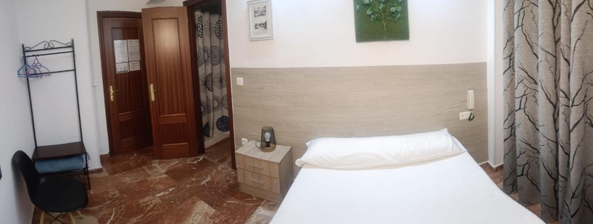 Hostal Nevot 그라나다 외부 사진