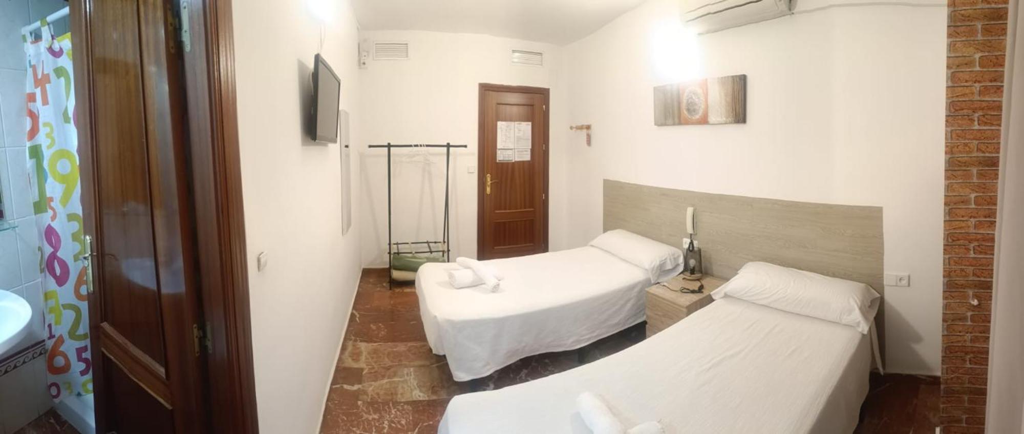 Hostal Nevot 그라나다 외부 사진
